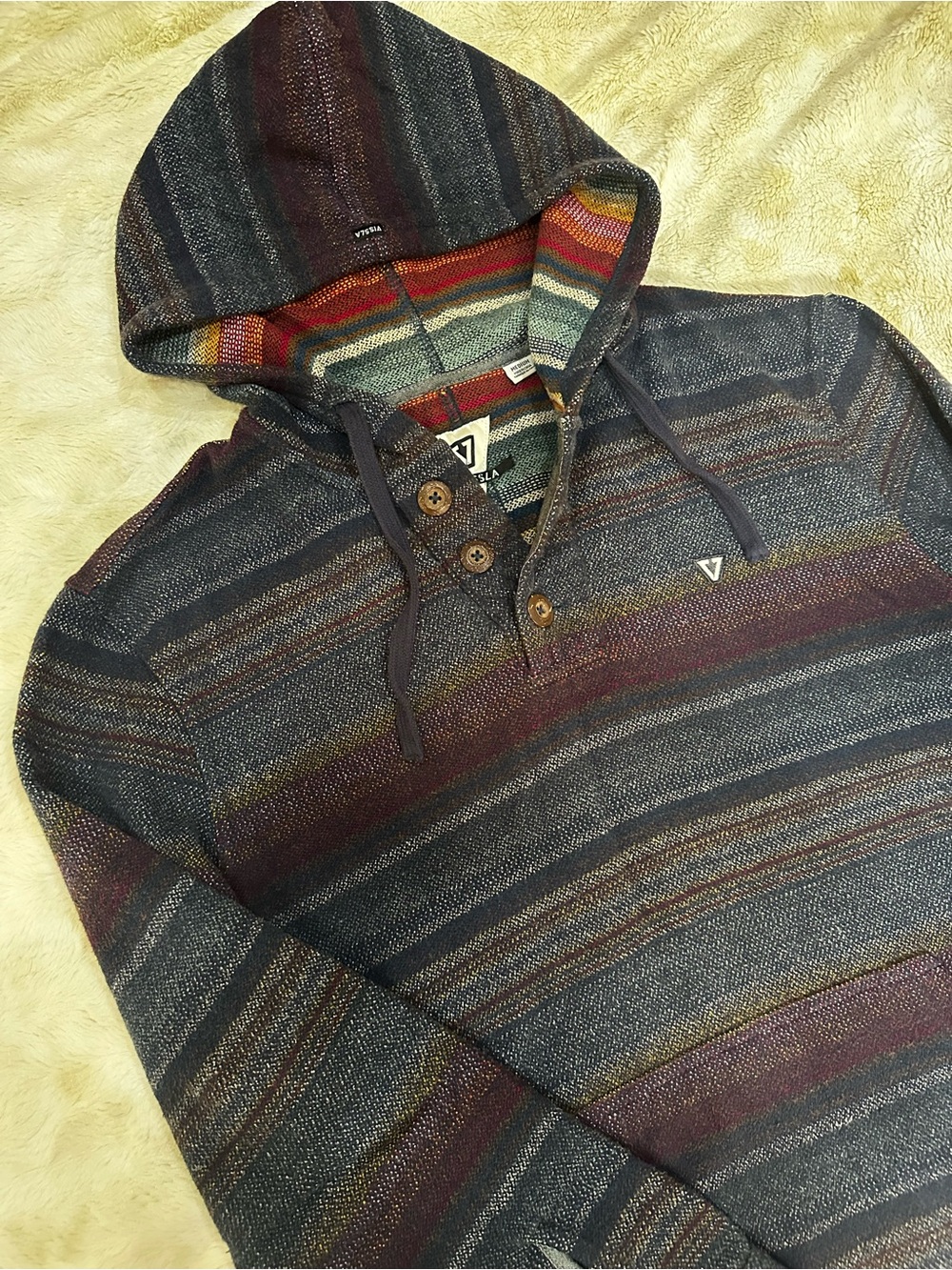 Vissla - Hoodie - Lightweight and Like New